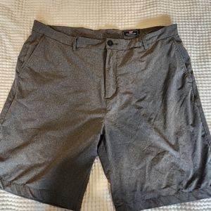 Vineyard vines 9" performance shorts